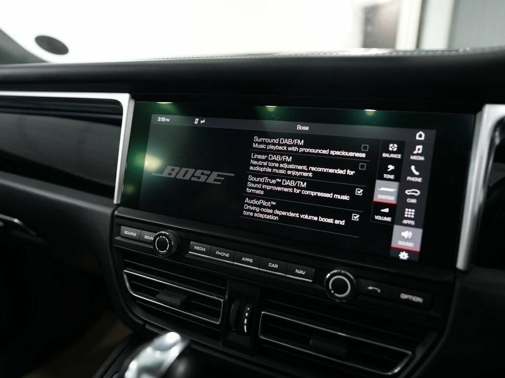 Porsche Macan Pdk 242 Bhp Black #38