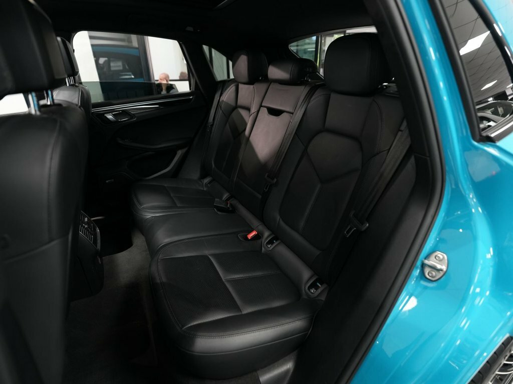 Porsche Macan Pdk 242 Bhp Black #18