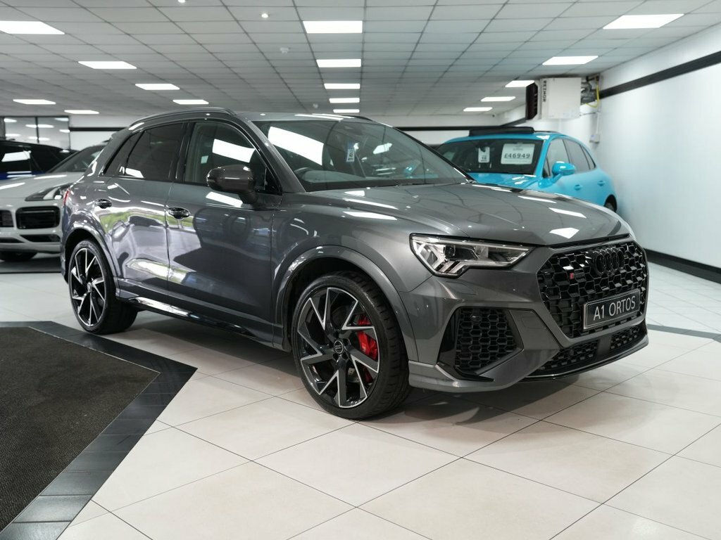 Audi RS Q3 2.5L Vorsprung Grey