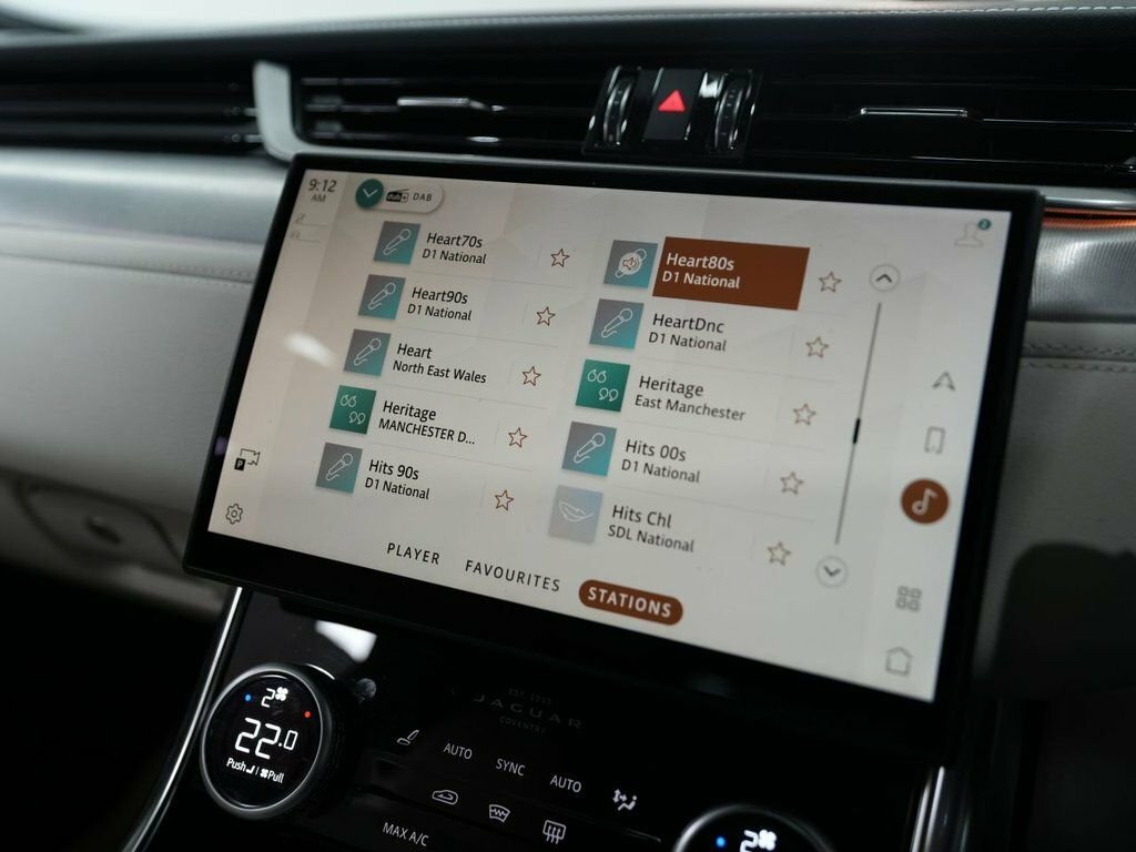 Jaguar XF D200 Mhev R-dynamic Hse Black Euro 6 Grey #17