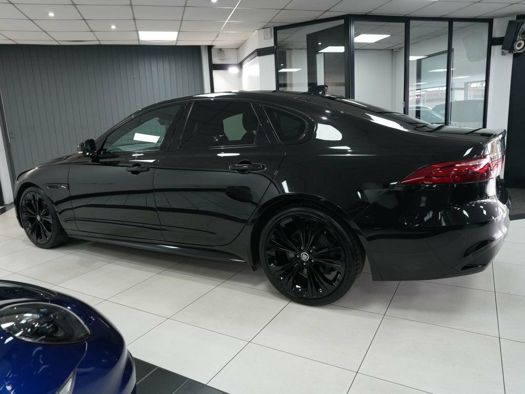Jaguar XF 2L R-dynamic Se Black Black #4