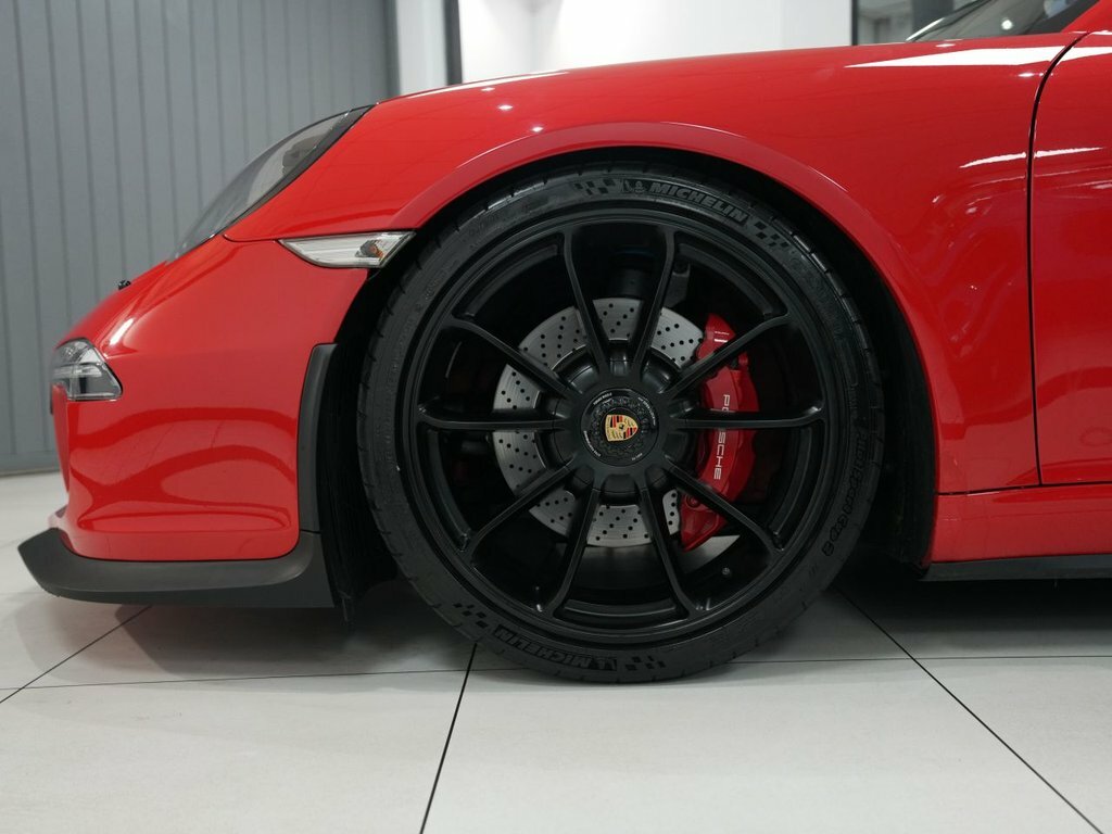 Porsche 911 3L 991 Carrera S Red #5
