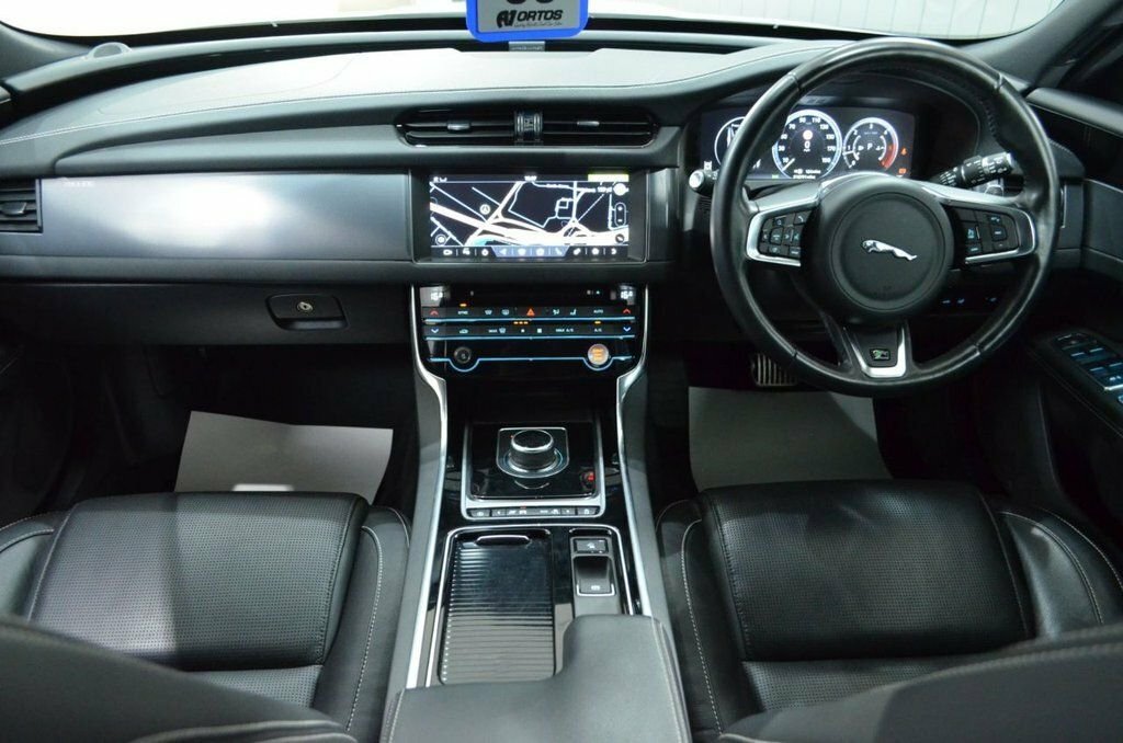Jaguar XF  Blue #15