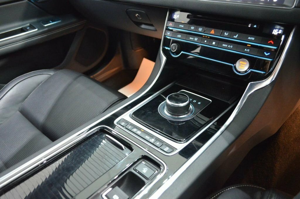 Jaguar XF  Blue #16