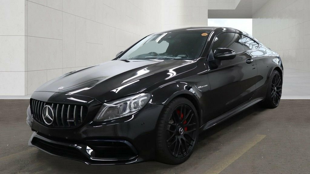 Mercedes-Benz C Class 4L Amg S Black #2