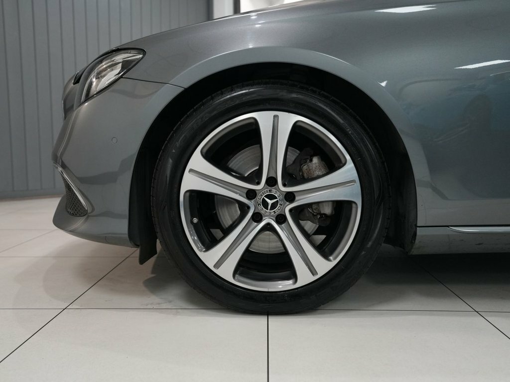 Mercedes-Benz E Class 2L Se Grey #4