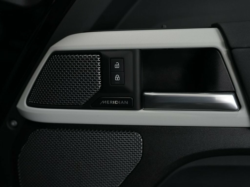 Land Rover Defender D250 Mhev Xs Edition Black #15