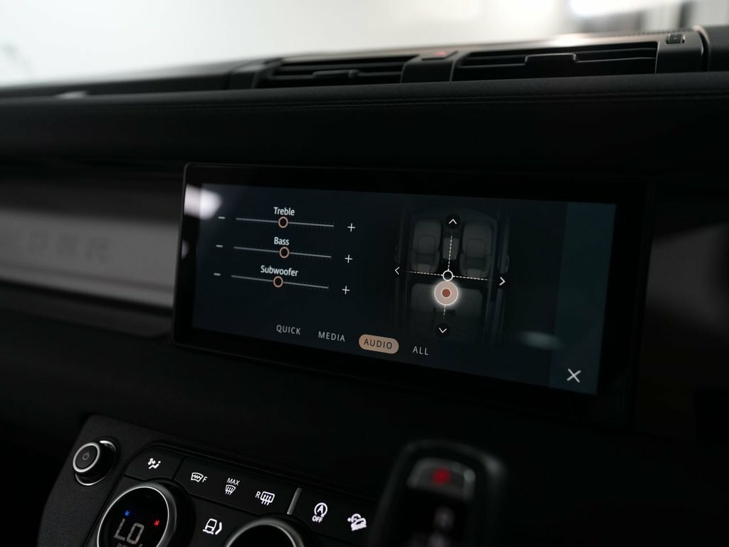 Land Rover Defender D250 Mhev Xs Edition Black #39