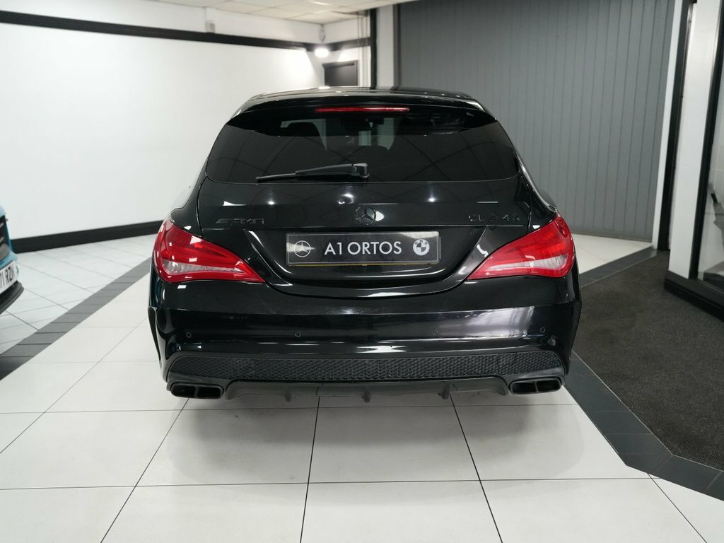 Mercedes-Benz CLA Class 2L Amg Black #3