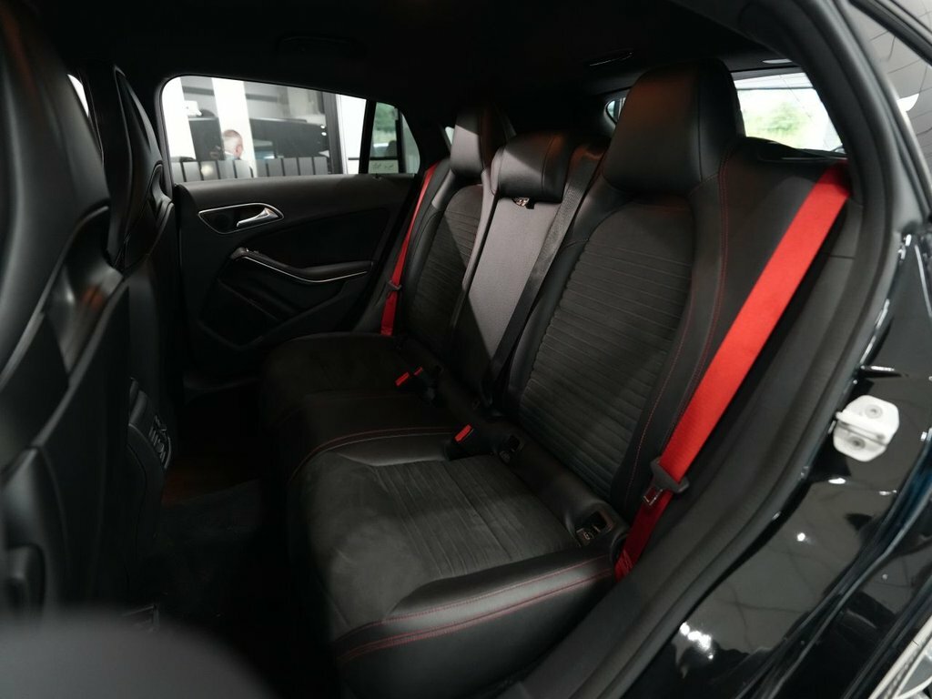 Mercedes-Benz CLA Class 220 Cdi Amg Sport Tip White #11
