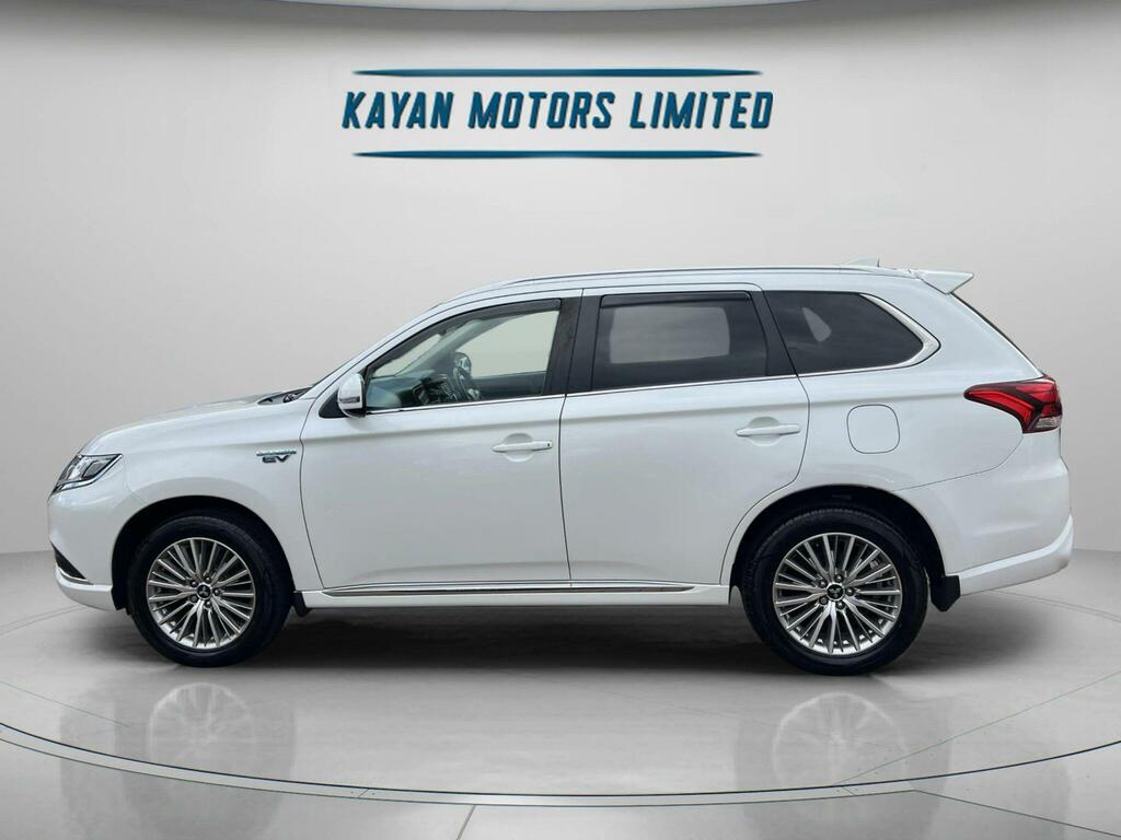 Mitsubishi Outlander 2.4H Twinmotor 13.8Kwh Design Cvt 4Wd Euro 6 Ss White #5