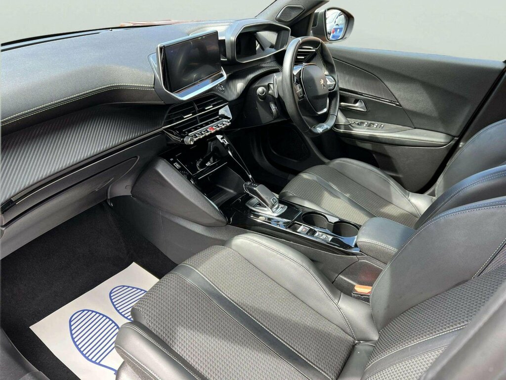 Peugeot 2008 Active Orange #22