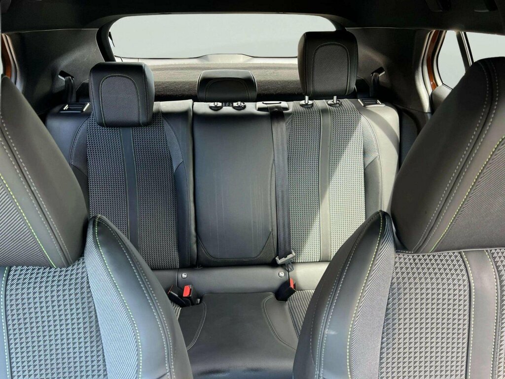Peugeot 2008 Active Orange #24