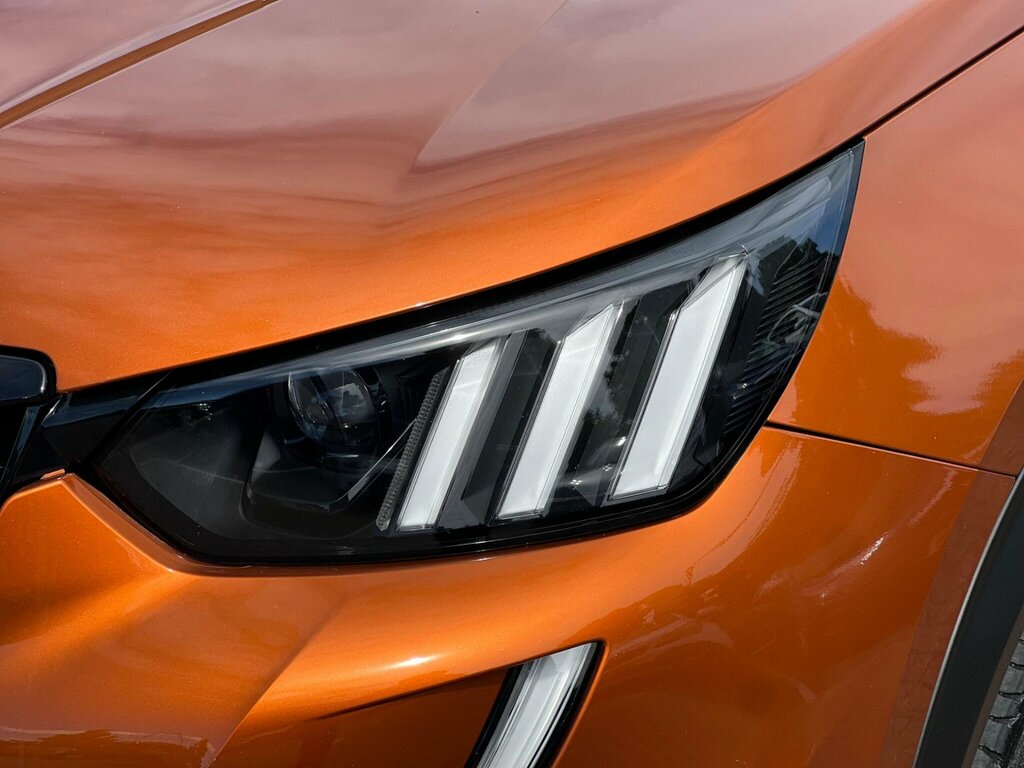 Peugeot 2008 Active Orange #27