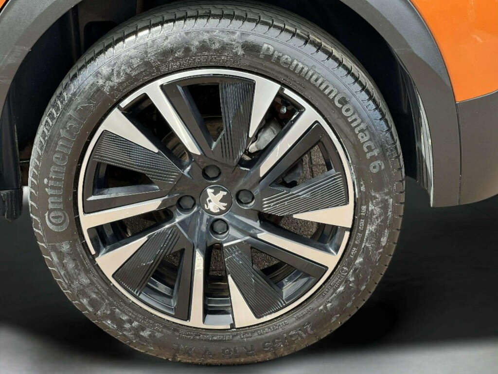 Peugeot 2008 Active Orange #10