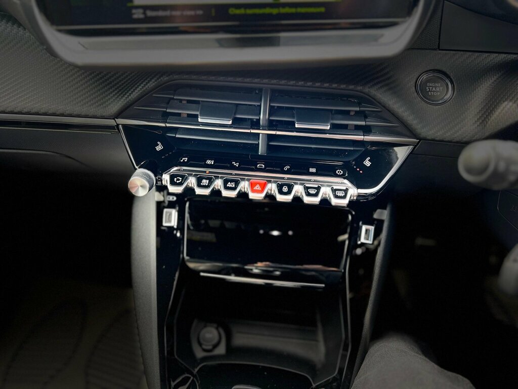Peugeot 2008 Active Orange #41