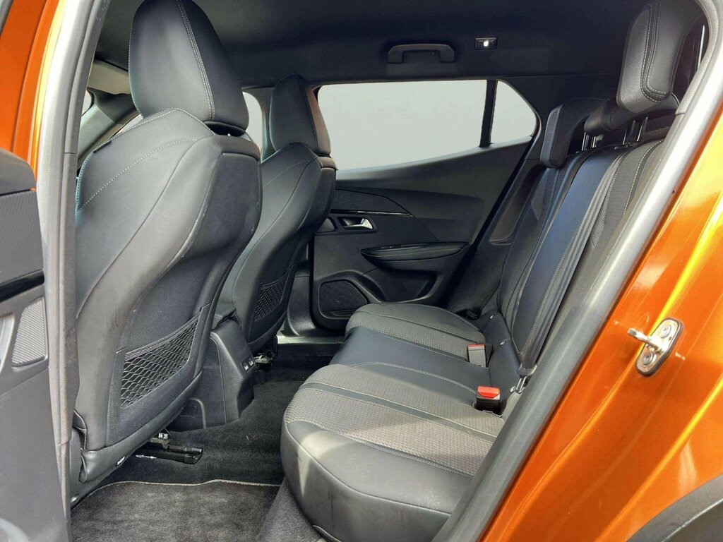 Peugeot 2008 Active Orange #21