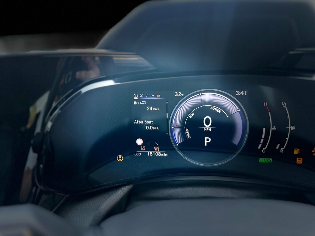 Lexus NX 450H 2.5 F-sport E-cvt Premium Plus Pack Silver #33