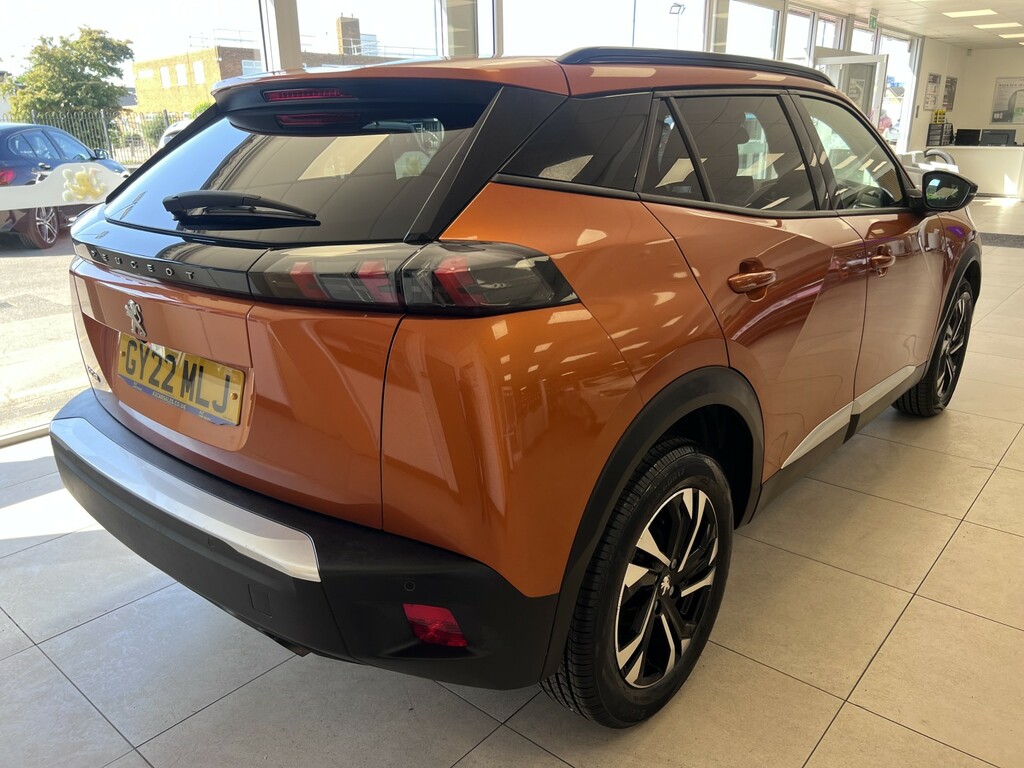 Peugeot 2008 Suv 1.2 Puretech Allure Premium 202222 GY22MLJ Orange #5
