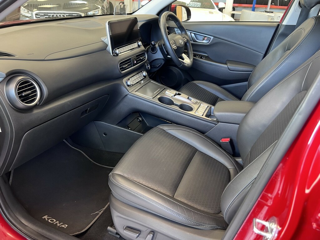 Hyundai Kona Black #12