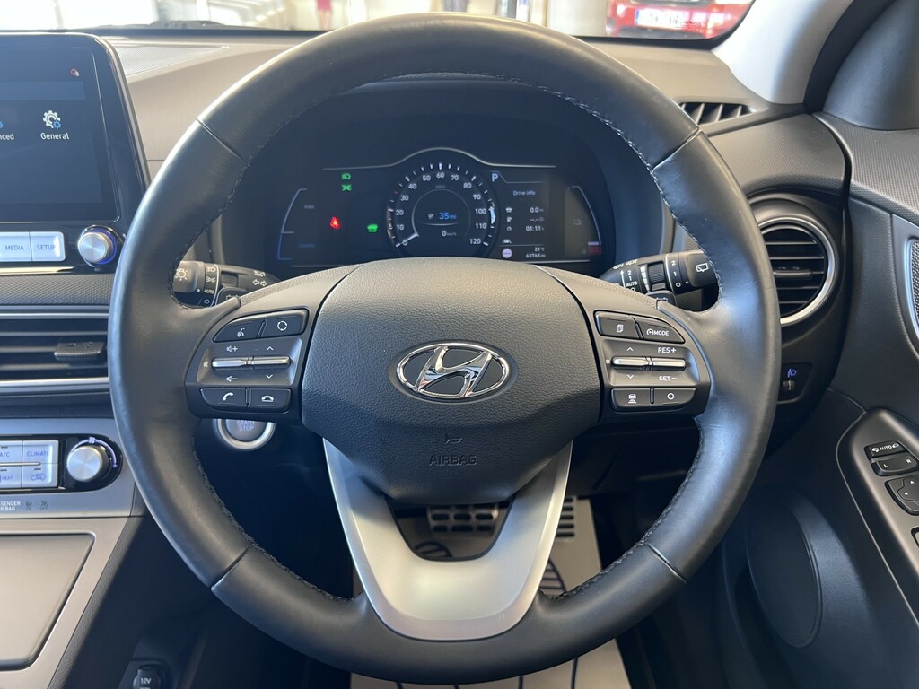 Hyundai Kona Black #22