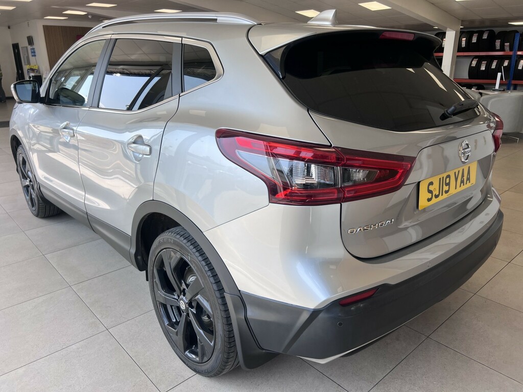 Nissan Qashqai 1.3 Dig-t Tekna Silver #6
