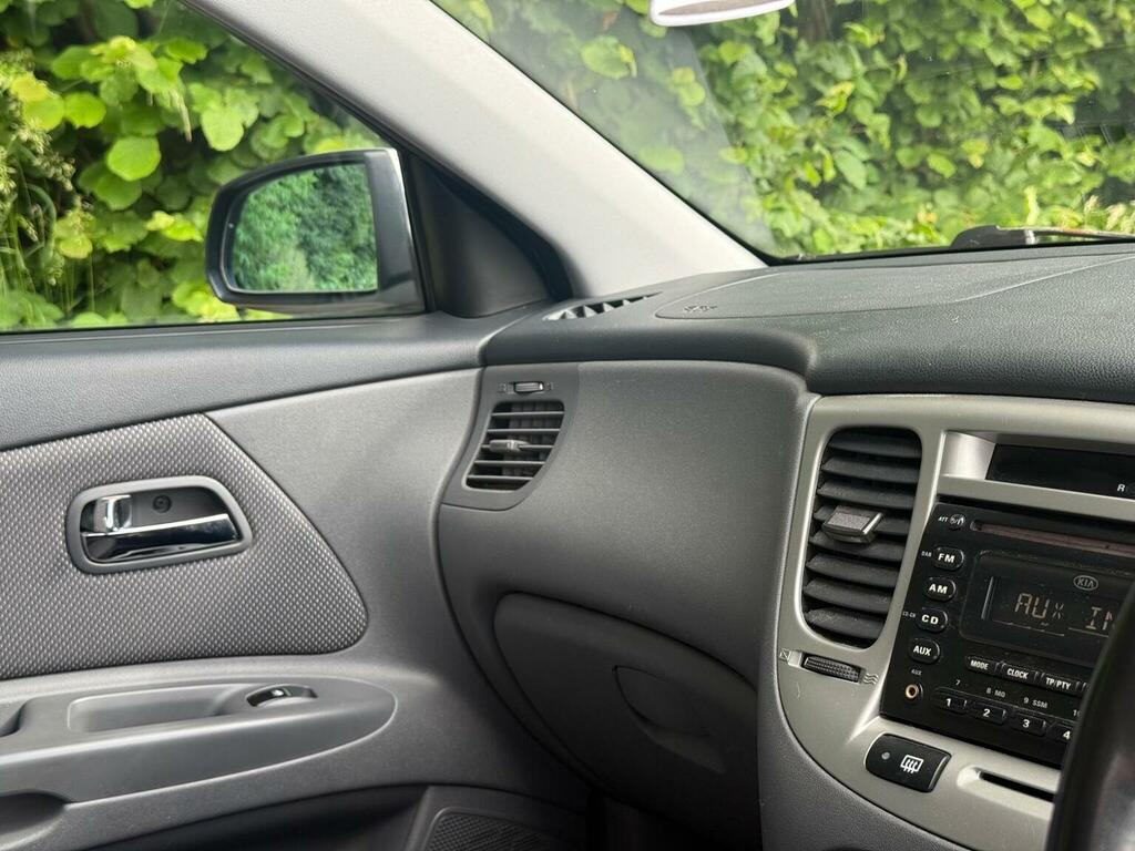 Kia RIO Black #13