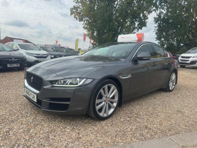 Jaguar XE Portfolio Euro 6 NA16YJH Grey #2