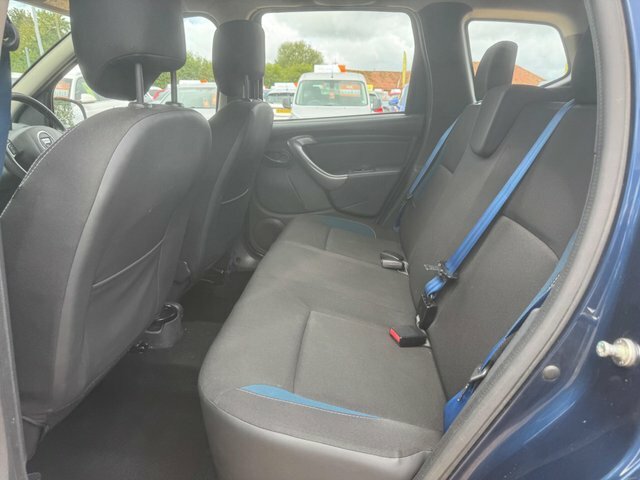 Dacia Duster 1.5 Dci 110 Laureate Grey #24