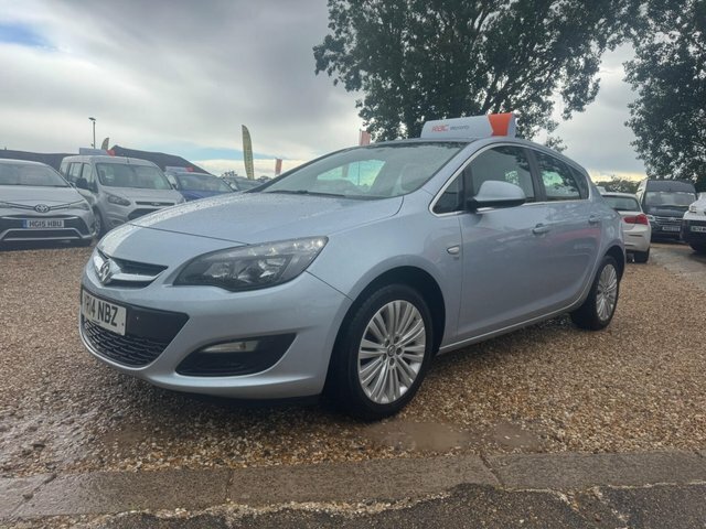 Vauxhall Astra 16V Excite Euro 5 Silver #2