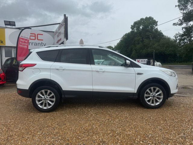 Ford Kuga Ecoboost Titanium 2Wd Euro White #3