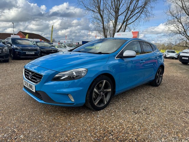 Volvo V40 D4 R-design Lux Nav Blue #2