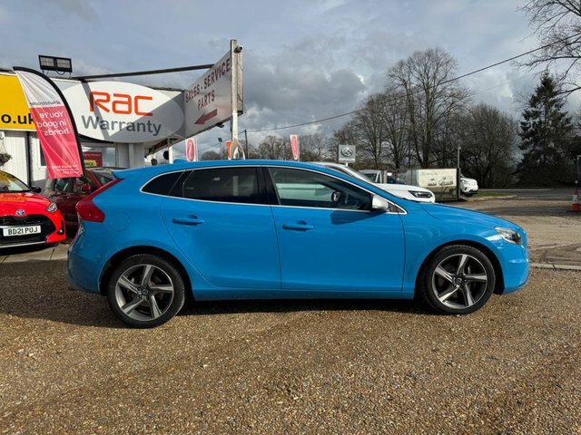 Volvo V40 D4 R-design Lux Nav Blue #3