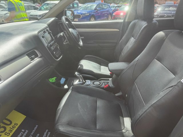 Mitsubishi Outlander Gx4 2.0 Phev Grey #30