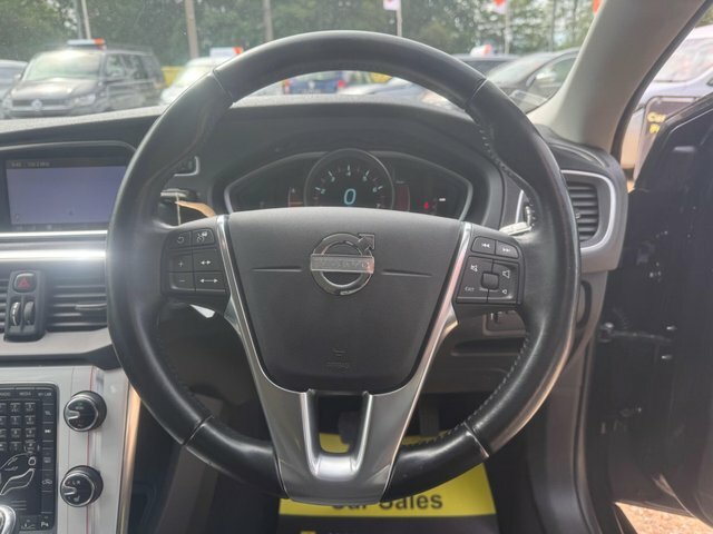 Volvo V40 2.0 D4 R-design Lux Nav 187 Bhp Blue #22