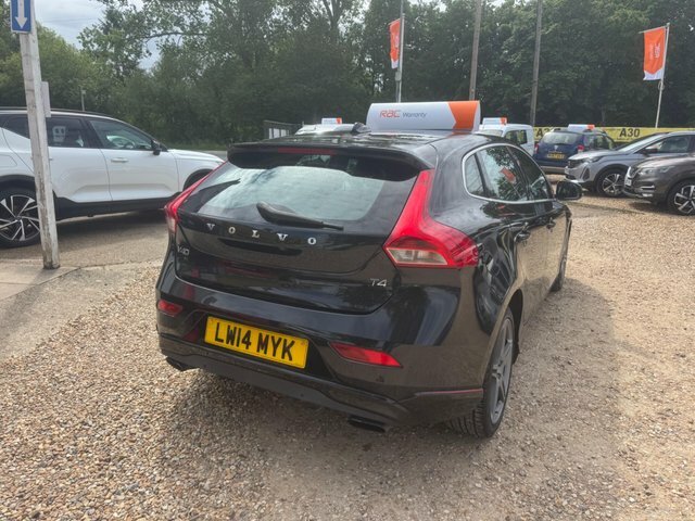 Volvo V40 2.0 D4 R-design Lux Nav 187 Bhp Blue #13
