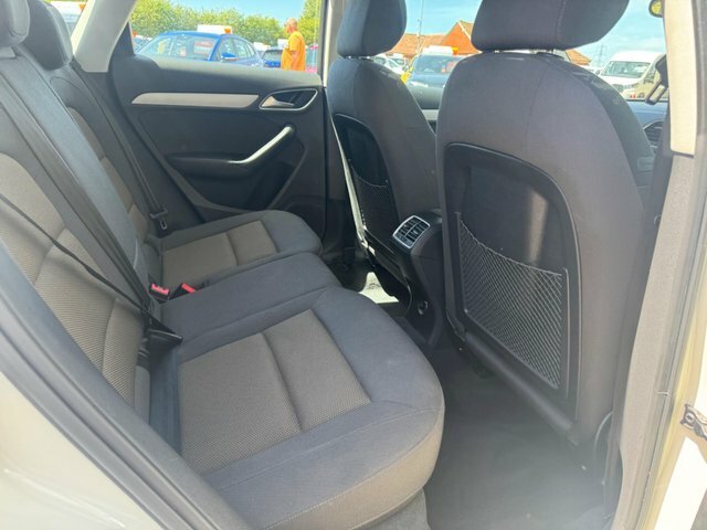 Audi Q3 Tdi S Line Plus Black #27