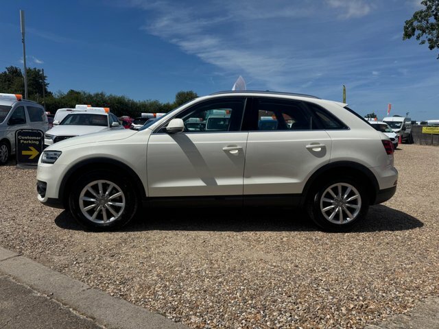 Audi Q3 Tfsi Se S Tronic White #5