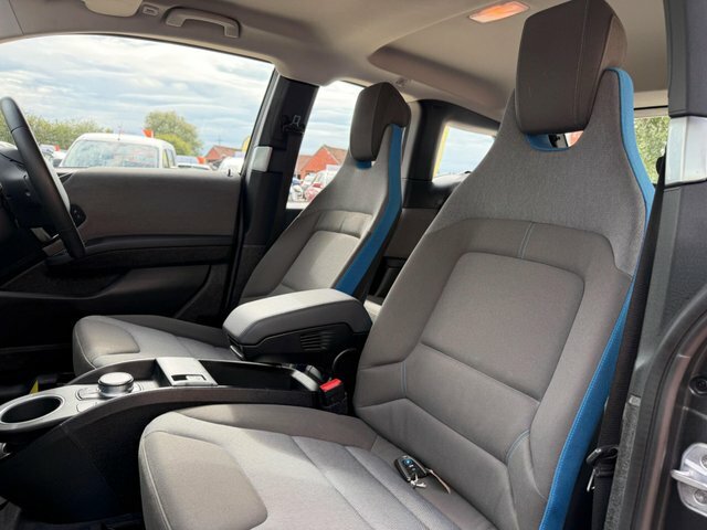 BMW i3 125Kw 42Kwh Red #29