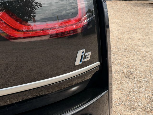 BMW i3 125Kw 42Kwh Red #28