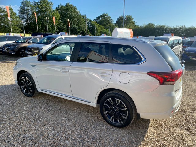 Mitsubishi Outlander Outlander Gx 4H Phev Black #9