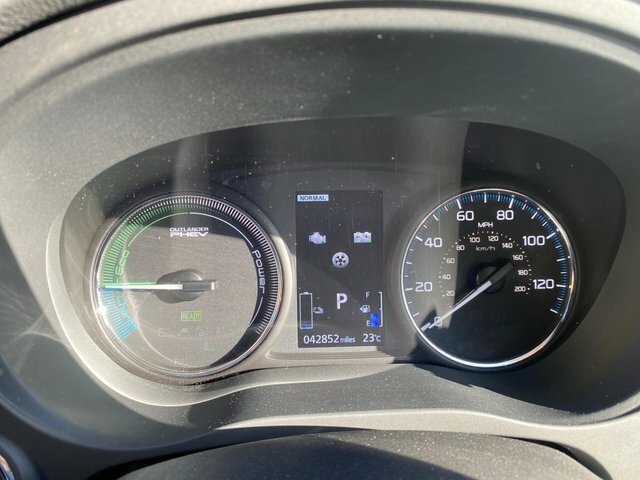 Mitsubishi Outlander Outlander Gx 4H Phev Black #22