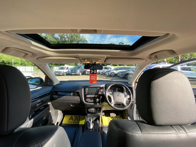 Mitsubishi Outlander Outlander Gx 4H Phev Black #37