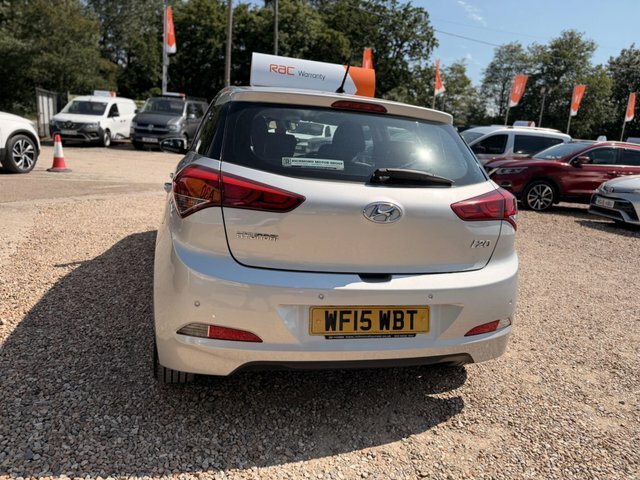 Hyundai I20 1.4 Mpi Premium Nav 99 Bhp White #12
