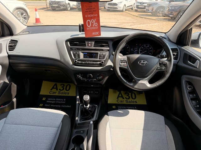 Hyundai I20 1.4 Mpi Premium Nav 99 Bhp White #25