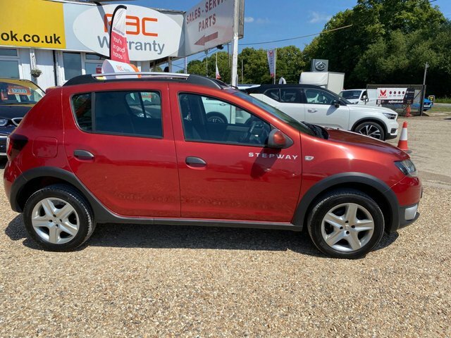 Dacia Sandero Stepway Tce Laureate Euro 5 Red #3