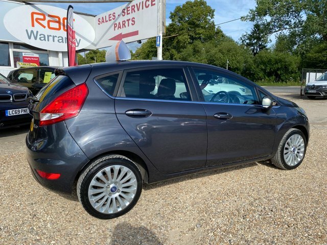 Ford Fiesta Titanium 5dr Grey #6