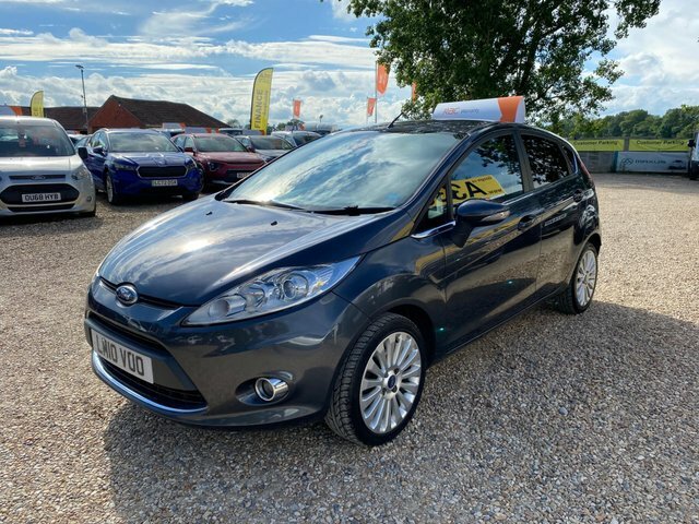 Ford Fiesta 1.25 Edge Red #13