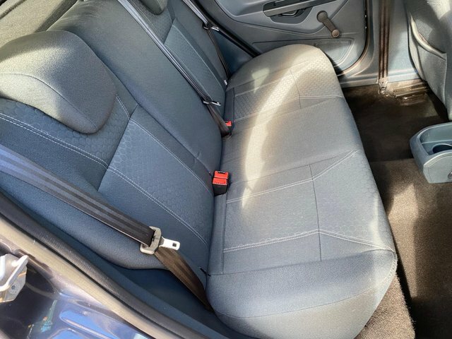 Ford Fiesta 1.25 Edge Red #17
