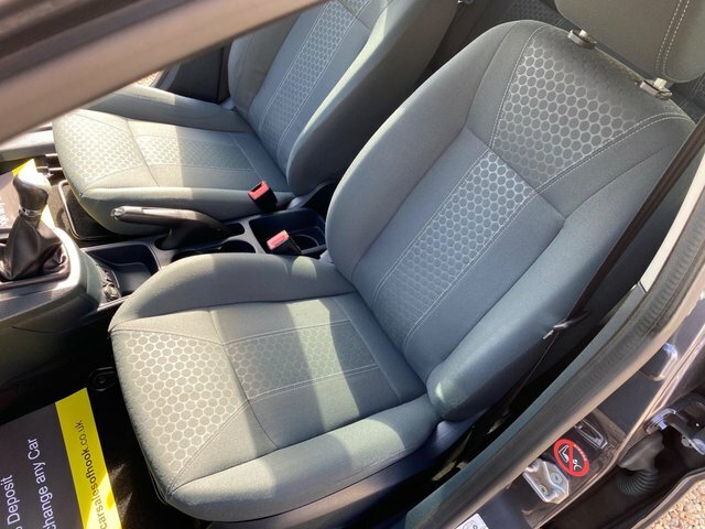 Ford Fiesta 1.25 Edge Red #21